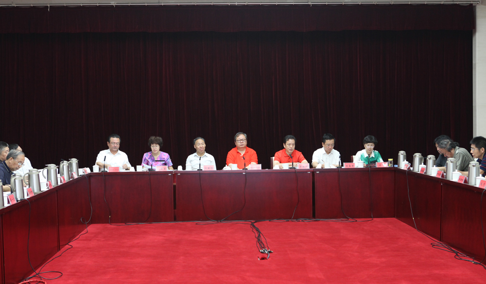 8月2日，第十一屆全國少數(shù)民族文學(xué)創(chuàng)作“駿馬獎”終評會