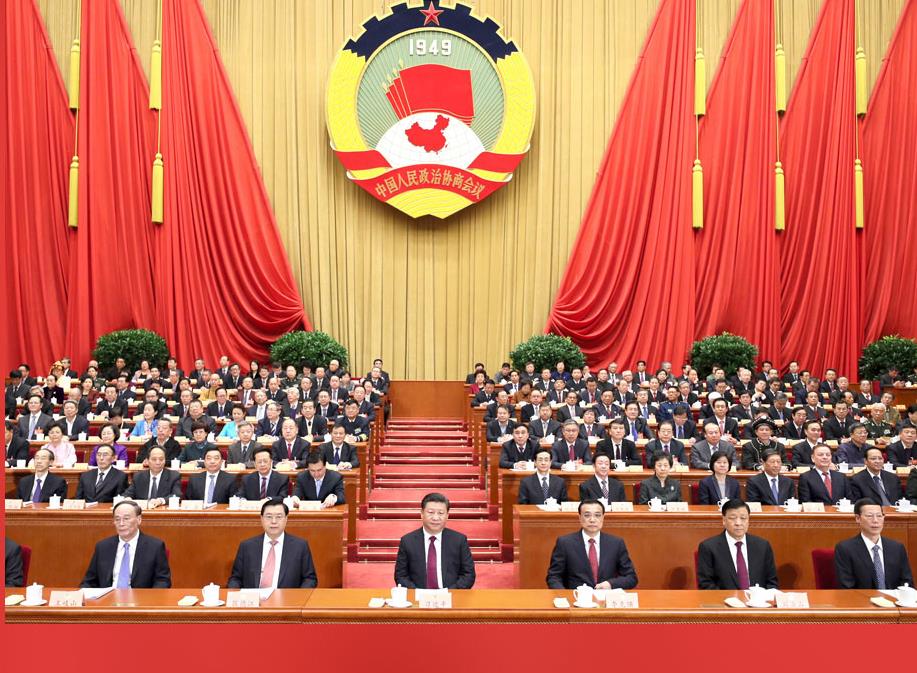 習(xí)近平、李克強(qiáng)、張德江、劉云山、王岐山、張高麗在主席臺就座