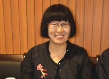 毛蘆蘆：寫(xiě)作，是一件幸福的事我是來(lái)自“民間”的兒童文學(xué)作家，雖然在衢州生活了二十多年，但“鄉(xiāng)心”始終沒(méi)有變。[詳細(xì)]