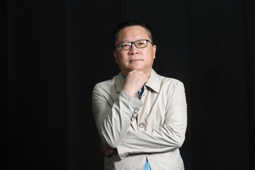 李少君，《詩刊》社主編，一級作家。主要著作有《自然集》《草根集》《海天集》《應該對春天有所表示》等，被譽為“自然詩人”。