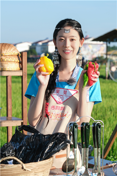 “花兒”們?cè)谝粋€(gè)個(gè)充滿創(chuàng)意的活動(dòng)現(xiàn)場一展身手