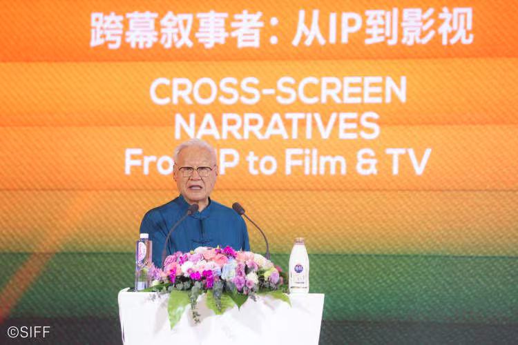 6月21日下午，謝飛導演在上海展覽中心做主旨演講